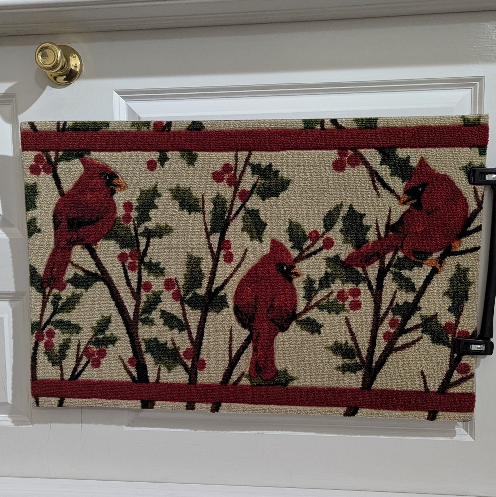 Cardinal Design Tapestry Wall Hanging Or Floor Rug/Mat, Approx 30" X 18"